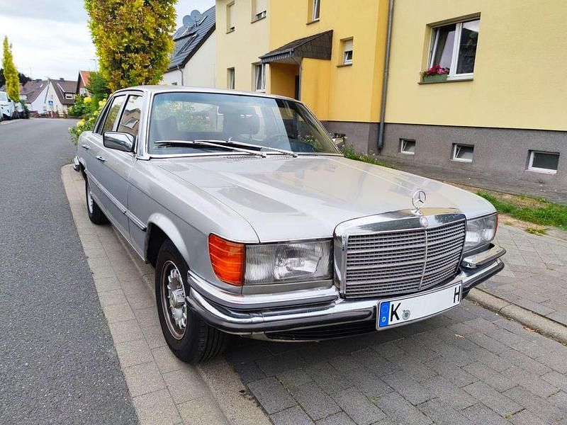 Silber Gebraucht 1979 Mercedes 280 SE Limousine | 11.900 € - Bild 1/4