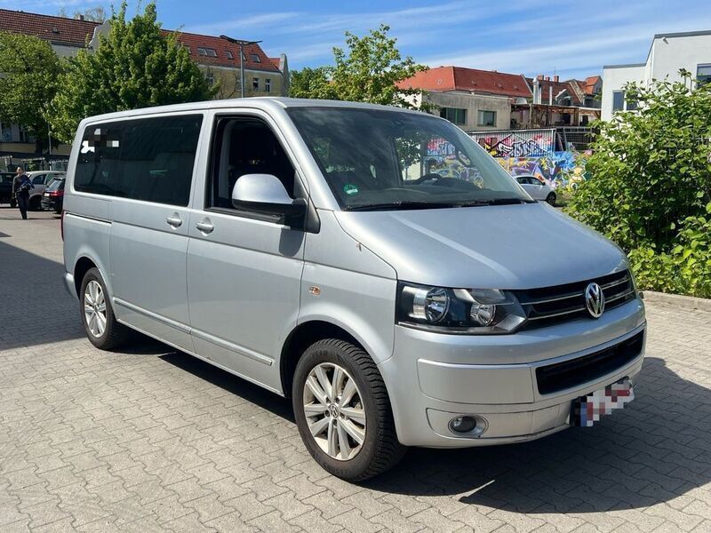 Gebraucht VW Multivan Highline 179 PS (131 kW) 2014 Silber Van / Kleinbus