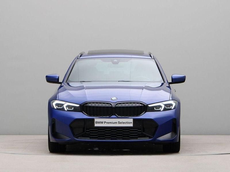 Gebraucht BMW 318 Performance 156 PS (114 kW) 2024 Blau Kombi