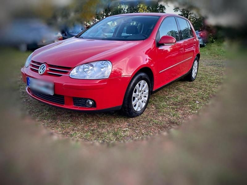 Rot Gebraucht 2006 VW Golf V Limousine | 2.800 € - Bild 1/4
