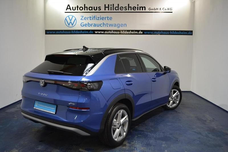 Gebraucht VW T-Roc Life 150 PS (110 kW) 2026 Blau SUV