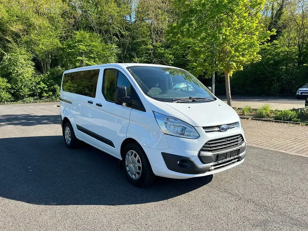 Occasion Ford Transit Custom 131 ch (96 kW) 2017 Blanc Berline