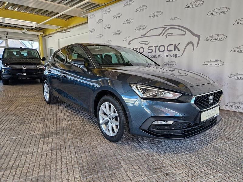 Gebraucht Seat Leon Style 131 PS (96 kW) 2020 Grau Limousine