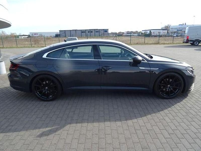 Gebraucht VW Arteon 150 PS (110 kW) 2019 Grau Kleinwagen