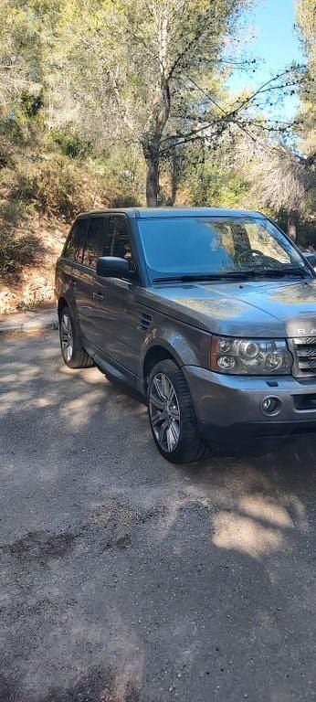 Grau Gebraucht 2008 Land Rover Range Rover Sport SE SUV | 9.900 € (Superpreis) - Bild 1/4