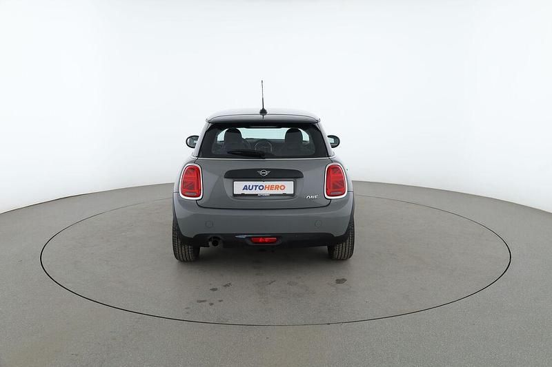Second-hand Mini ONE 102 CP (75 kW) 2020 Gri Hatchback