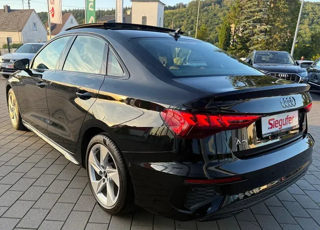 Gebraucht Audi A3 S-Line 110 PS (80 kW) 2023 Schwarz Limousine