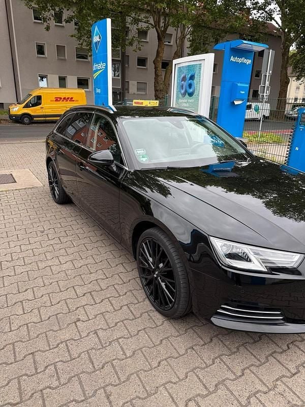 Schwarz Gebraucht 2017 Audi A4 Sport Kombi | 17.500 € (Superpreis) - Bild 1/4