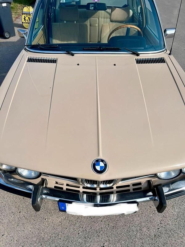 Gebraucht BMW 2500 150 PS (110 kW) 1976 Beige Limousine