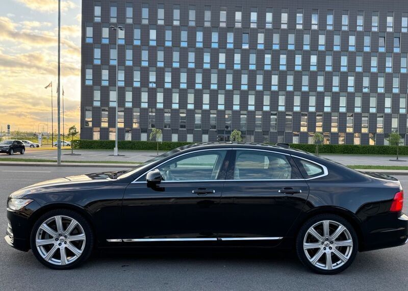 Gebraucht Volvo S90 Inscription 321 PS (236 kW) 2017 Schwarz Limousine