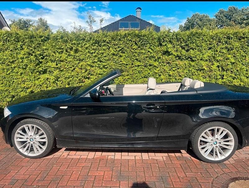 Gebraucht BMW 118 Cabriolet 143 PS (105 kW) 2008 Schwarz Cabrio
