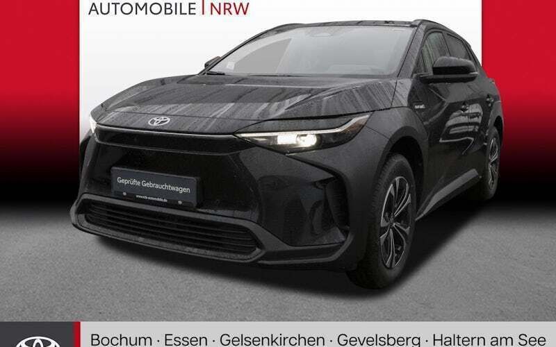 Onyxschwarz Neu 2024 Toyota bZ4X Comfort SUV | 40.489 € - Bild 1/4