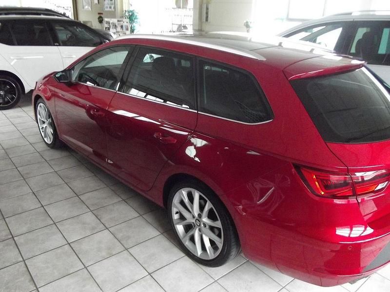 Gebraucht Seat Leon ST 190 PS (139 kW) 2019 Rot Kombi