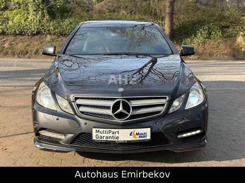 Gebraucht Mercedes E220 AMG 170 PS (125 kW) 2013 Grau Coupé
