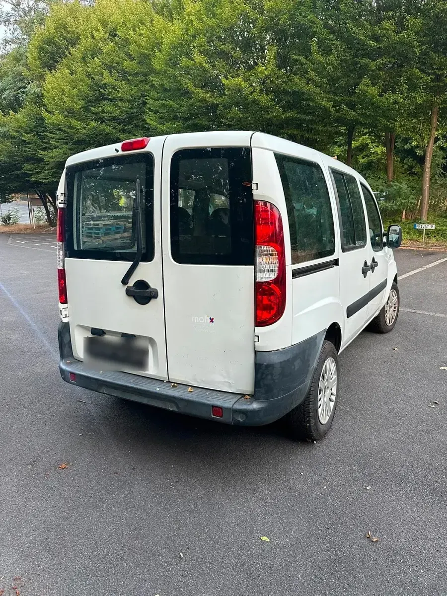Gebraucht Fiat Doblò 75 PS (55 kW) 2011 Weiß Van / Kleinbus