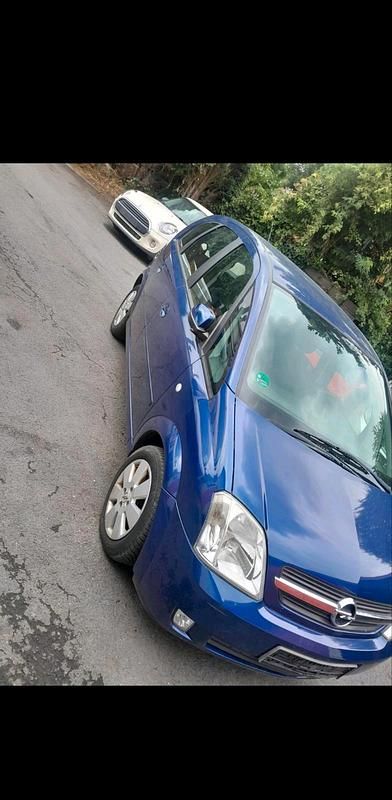 Blau Gebraucht 2005 Opel Meriva Van / Kleinbus | 1.350 € (Guter Preis) - Bild 1/4