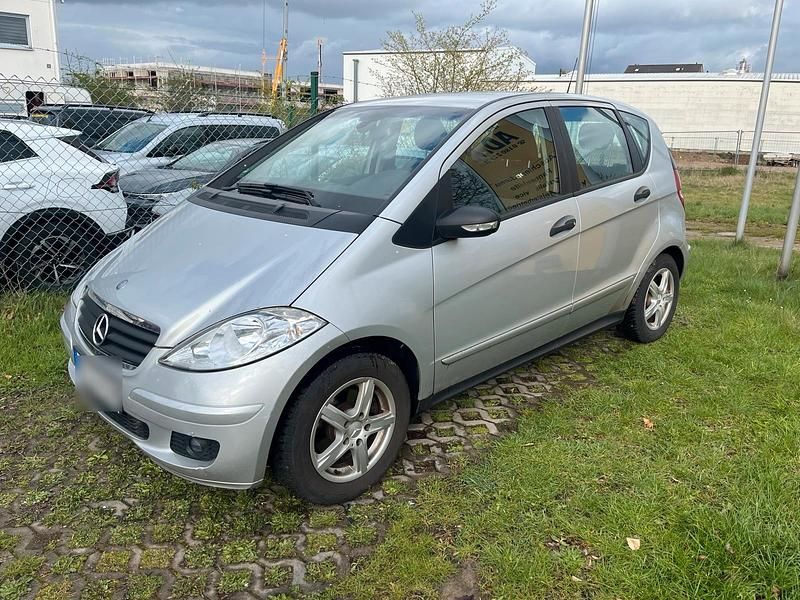 Gebraucht Mercedes A150 95 PS (69 kW) 2007 Silber Kleinwagen