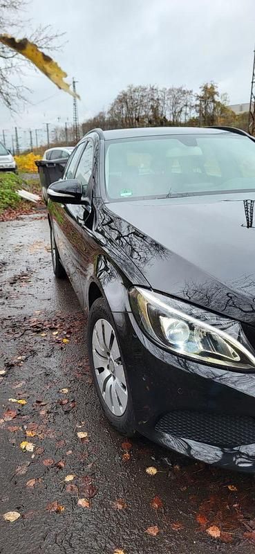 Schwarz Gebraucht 2015 Mercedes C220 Kombi | 11.500 € (Superpreis) - Bild 1/4