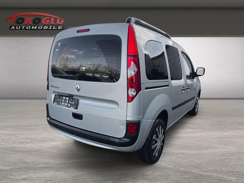 Gebraucht Renault Kangoo Expression 86 PS (63 kW) 2010 Silber Van / Kleinbus