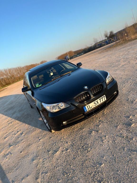 Gebraucht BMW 525 231 PS (169 kW) 2004 Schwarz Limousine