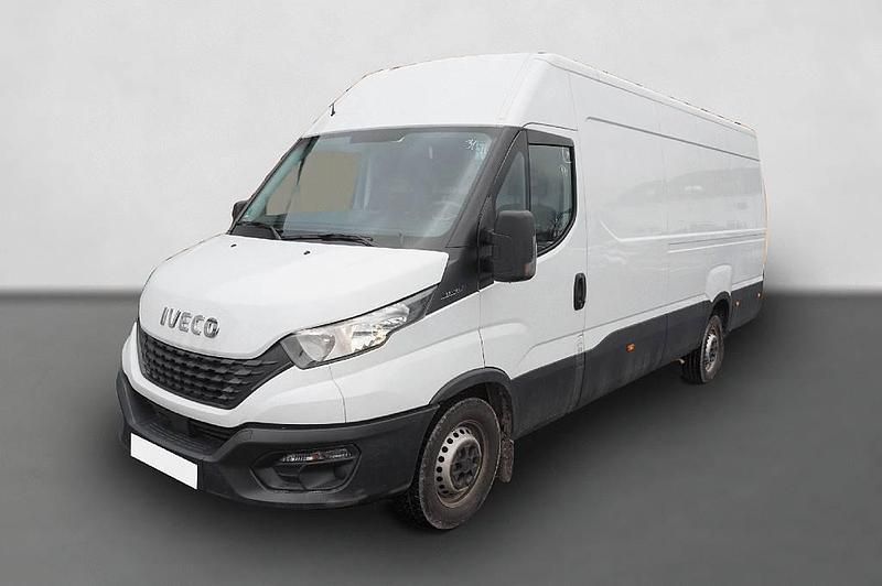 Gebraucht Iveco Daily 156 PS (114 kW) 2023 Weiß Van