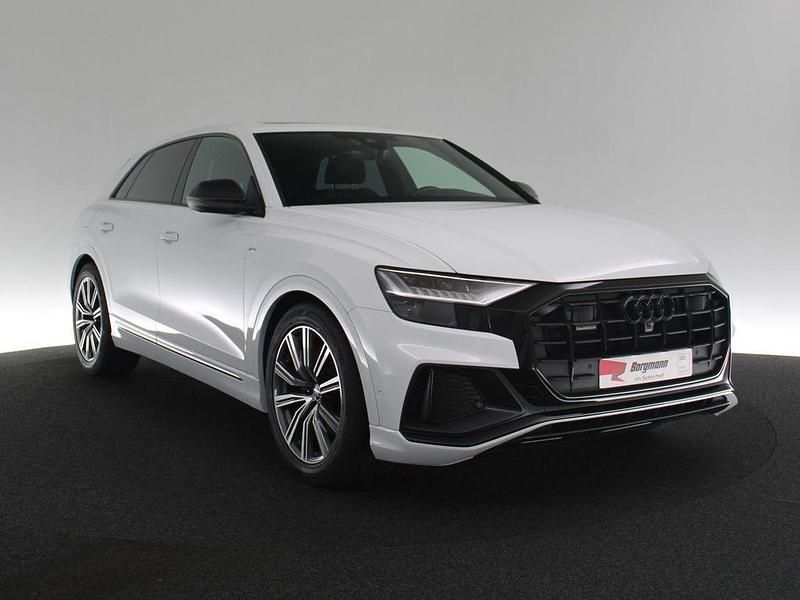 Gebraucht Audi Q8 Competition 286 PS (210 kW) 2023 Weiss / gletscherweiss SUV