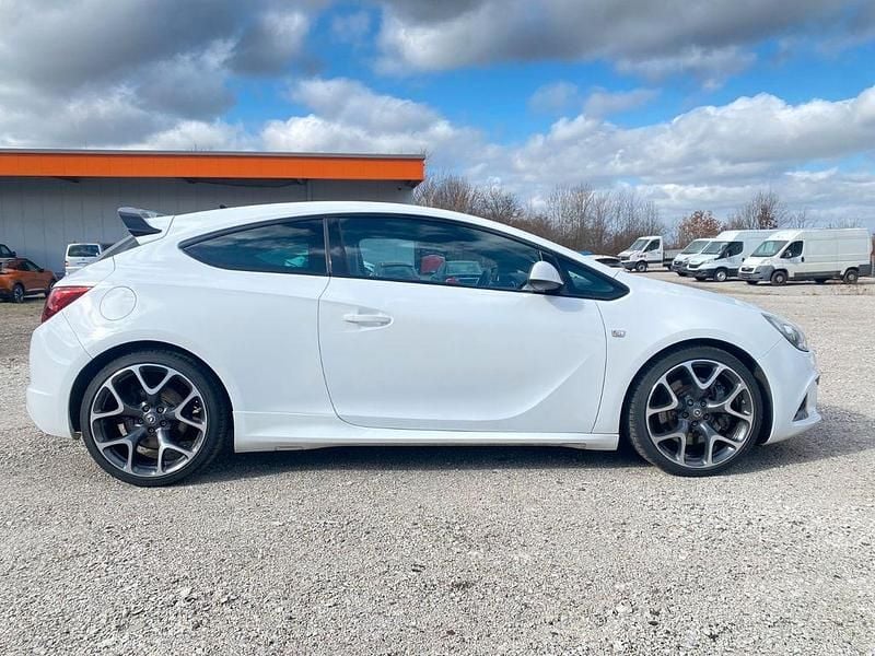 Gebraucht Opel Astra OPC 280 PS (205 kW) 2015 Weiß Limousine