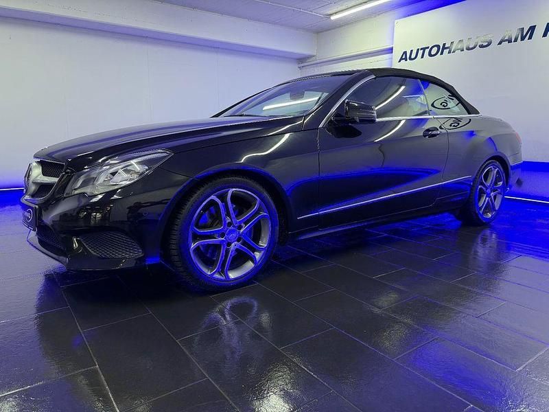 Gebraucht Mercedes E200 184 PS (135 kW) 2015 Schwarz Cabrio