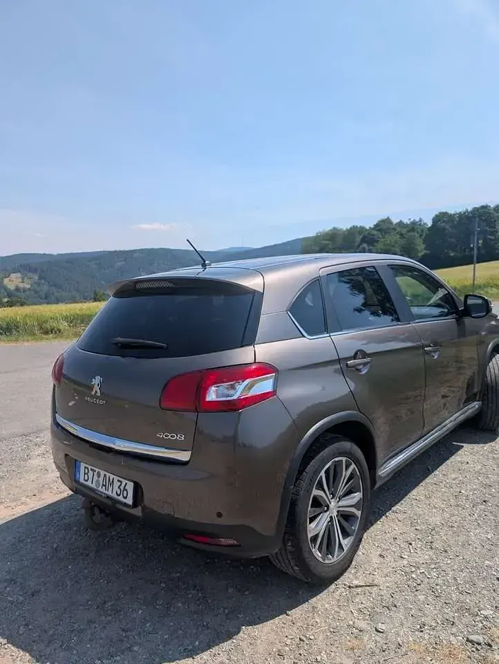 Gebraucht Peugeot 4008 Allure 150 PS (110 kW) 2015 Braun SUV