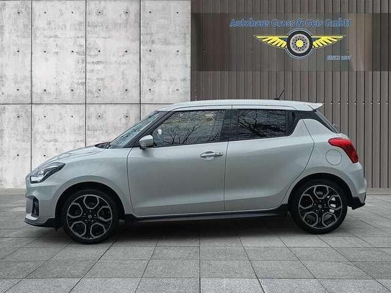 Gebraucht Suzuki Swift Sport 129 PS (94 kW) 2021 Pure white pearl metallic Kleinwagen