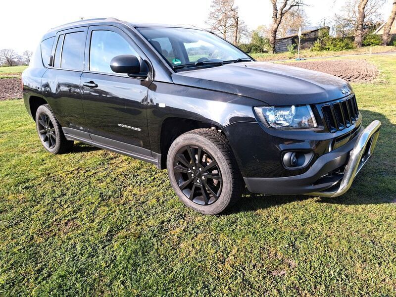 Schwarz Gebraucht 2013 Jeep Compass SUV | 7.500 € (Superpreis) - Bild 1/4