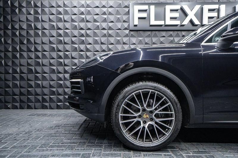 Second-hand Porsche Cayenne 340 CP (250 kW) 2019 Negru SUV