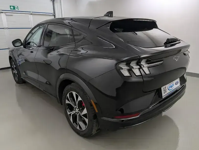Gebraucht Ford Mustang Mach-E Premium 220 kW (300 PS) 2024 Schwarz (metallic) SUV