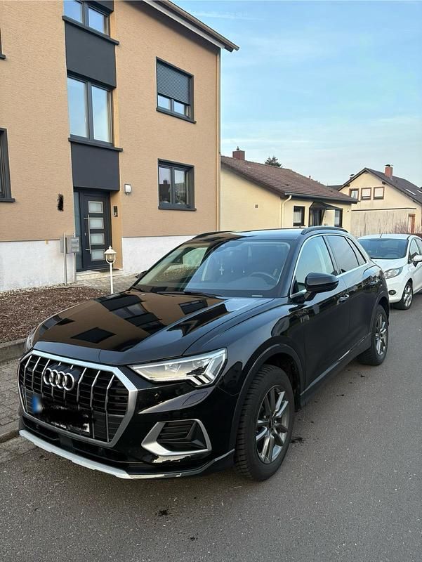 Gebraucht Audi Q3 Advanced 190 PS (139 kW) 2019 Schwarz SUV