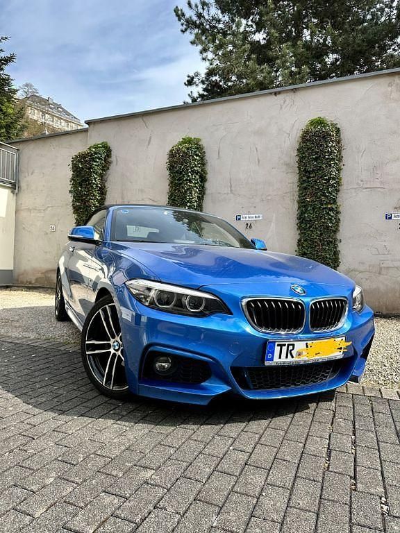 Blau Gebraucht 2019 BMW 218 M Sport Cabrio | 22.990 € (Fairer Preis) - Bild 1/4