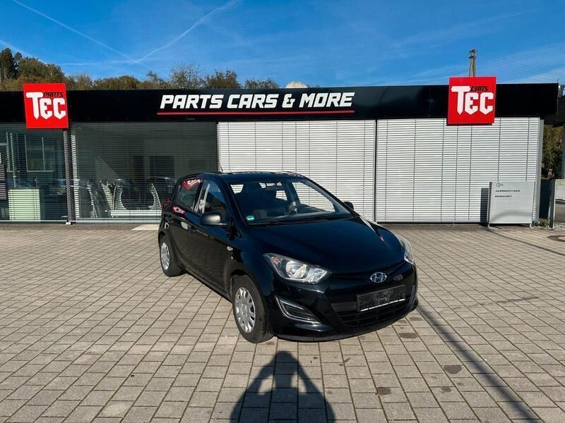 Schwarz Gebraucht 2013 Hyundai i20 Edition Kleinwagen | 5.500 € (Fairer Preis) - Bild 1/4