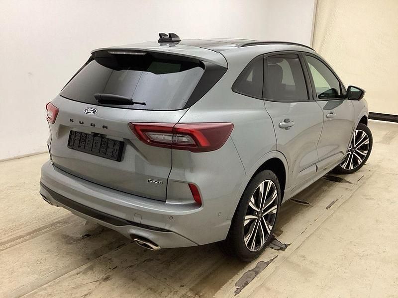 Gebraucht Ford Kuga ST-Line X 242 PS (177 kW) 2024 Grau SUV