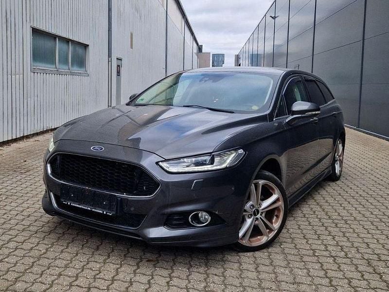 Grau Gebraucht 2016 Ford Mondeo Titanium Limousine | 8.200 € (Guter Preis) - Bild 1/4