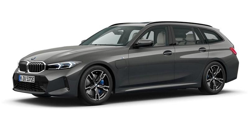 Grau Gebraucht 2024 BMW 330e Comfort Edition Kombi | 53.958 € - Bild 1/4