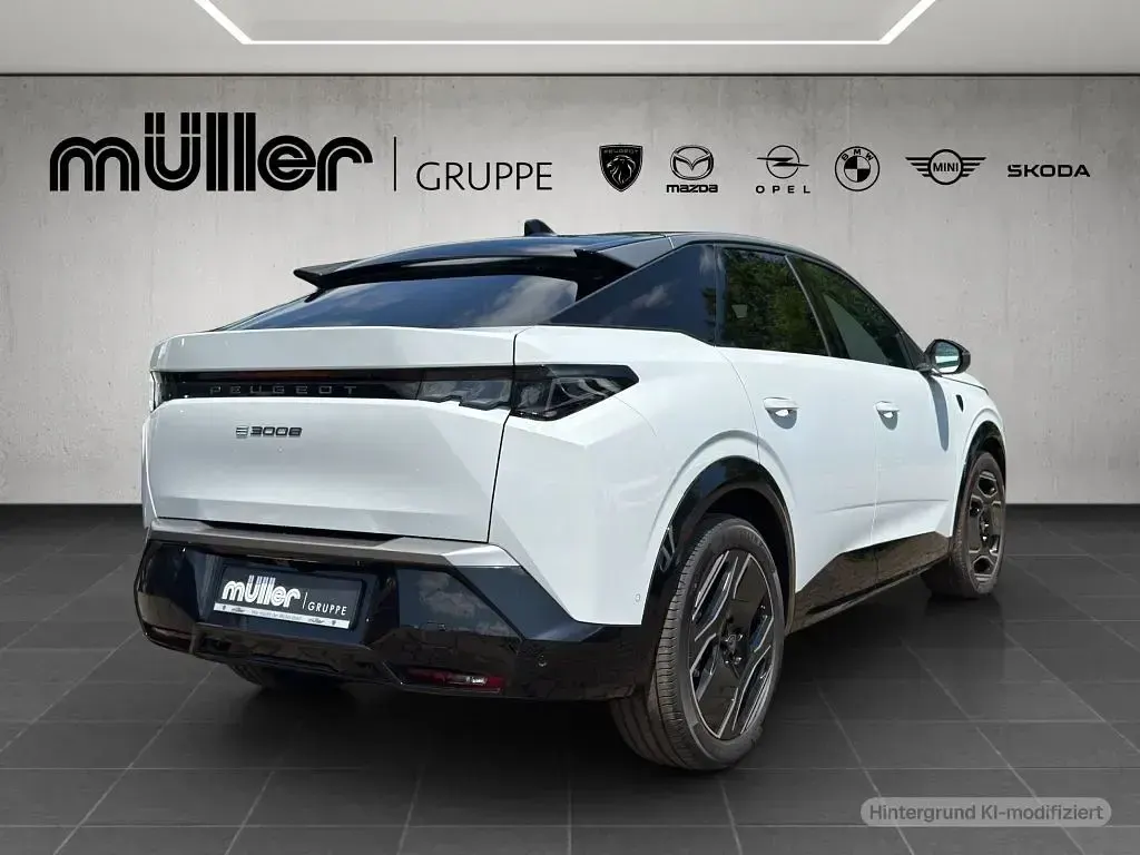 Gebraucht Peugeot e-3008 GT 156 kW (213 PS) 2025 Met. okenit weiß SUV