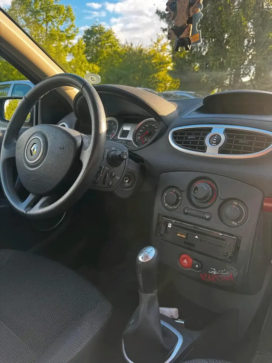 Occasion Renault Clio III 101 ch (74 kW) 2007 Noir Citadine