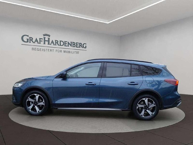 Gebraucht Ford Focus Active 155 PS (114 kW) 2024 Chromablau metallic Kombi