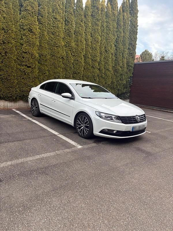 Gebraucht VW Passat 177 PS (130 kW) 2013 Weiß Limousine