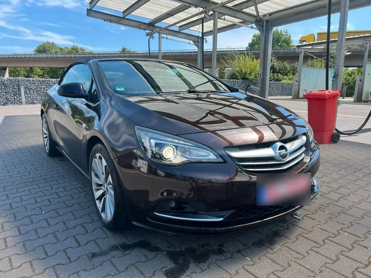 Gebraucht Opel Cascada 170 PS (125 kW) 2015 Braun Cabrio