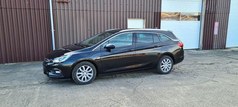 Gebraucht Opel Astra Ultimate 136 PS (100 kW) 2017 Schwarz Kombi