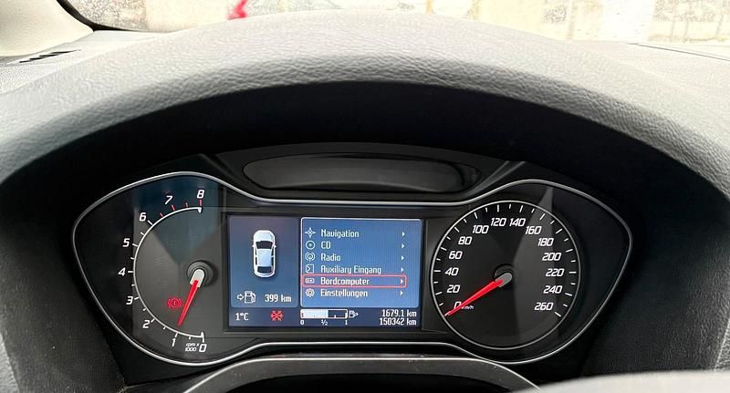 Gebraucht Ford S-MAX S 160 PS (117 kW) 2012 Weiß Van / Kleinbus