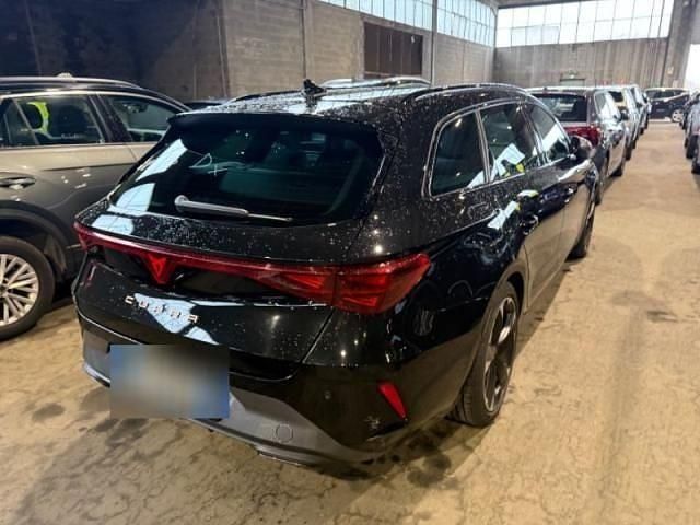 Second-hand Cupra Leon 150 CP (110 kW) 2025 Negru Break