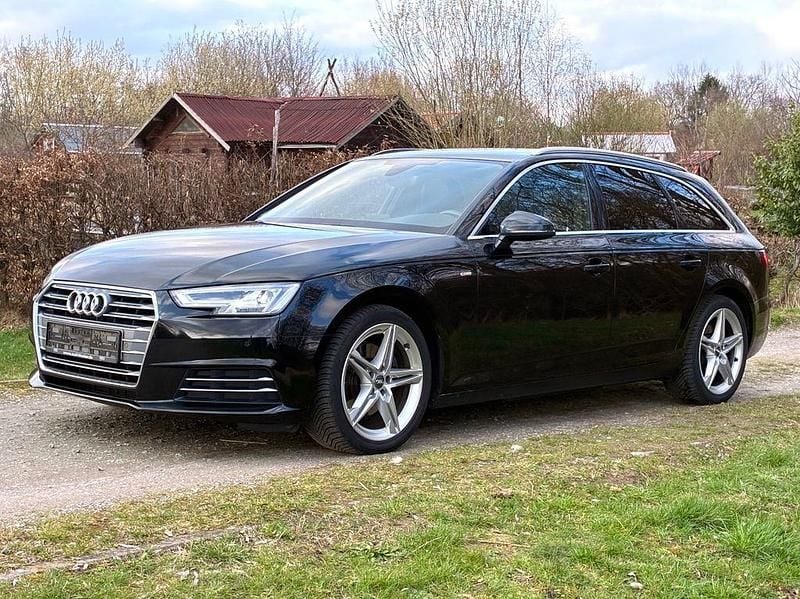 Gebraucht Audi A4 S-Line 150 PS (110 kW) 2018 Schwarz Kombi