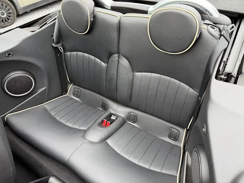 Occasion Mini Cooper Cabriolet 122 ch (89 kW) 2012 Noir Cabriolet