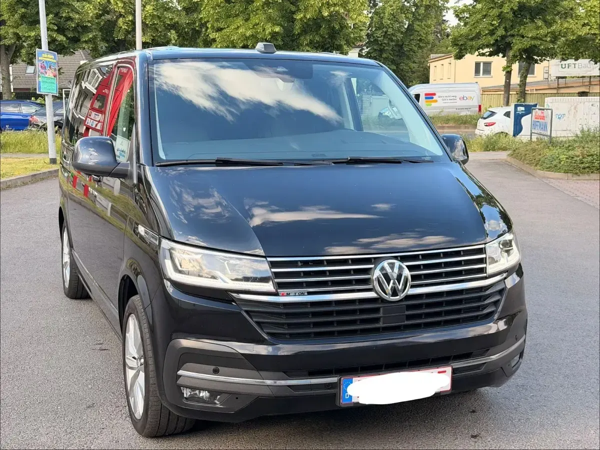 Gebraucht VW Multivan Generation Six 204 PS (150 kW) 2022 Schwarz Van / Kleinbus
